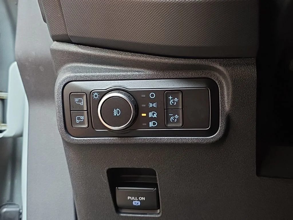 Used 2023 Gray Ford Raptor image 25