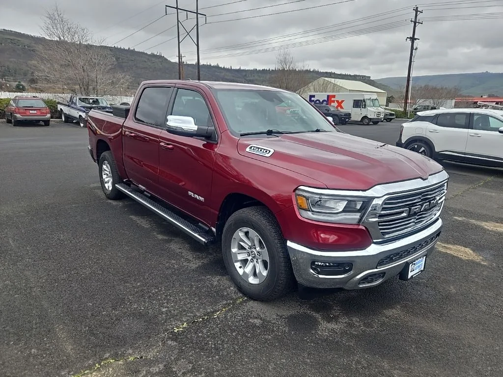 2024 RAM 1500 Laramie 4x4 Crew Cab 5'7's photo