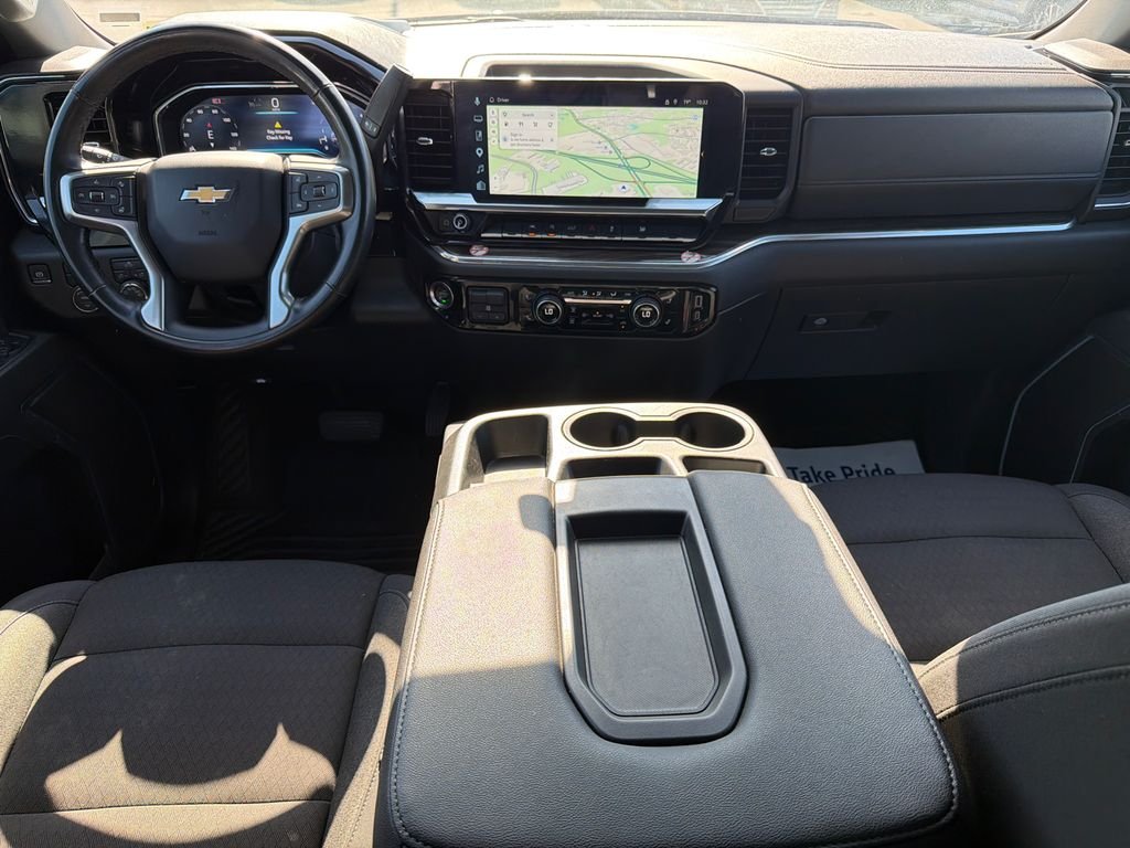2025 Chevrolet Silverado 1500 LT - Photo 22
