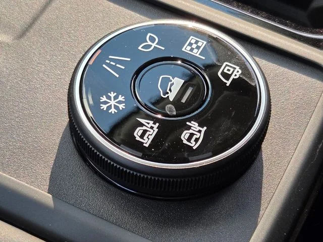 New 2026 Super Black Nissan SV image 20