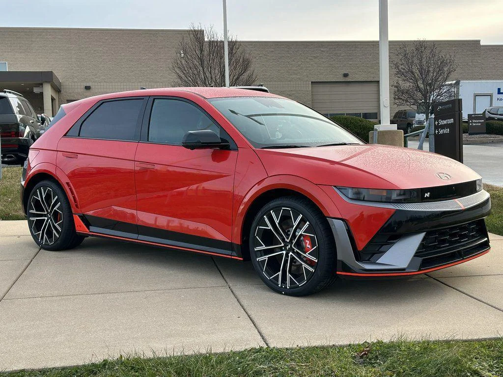 2025 Hyundai Ioniq 5 N AWD's photo