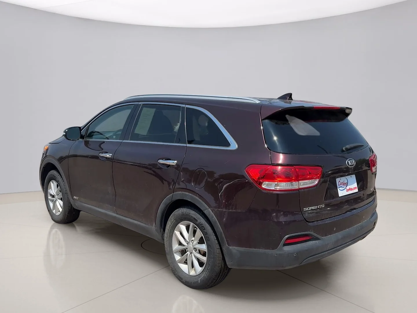 Used 2016 Purple Kia LX image 3