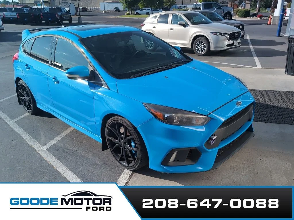 Used 2017 Blue Ford RS image 1