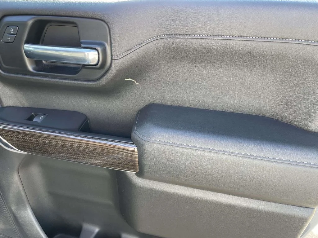 Certified Used 2019 SATIN STEEL METALLIC Chevrolet LT image 8