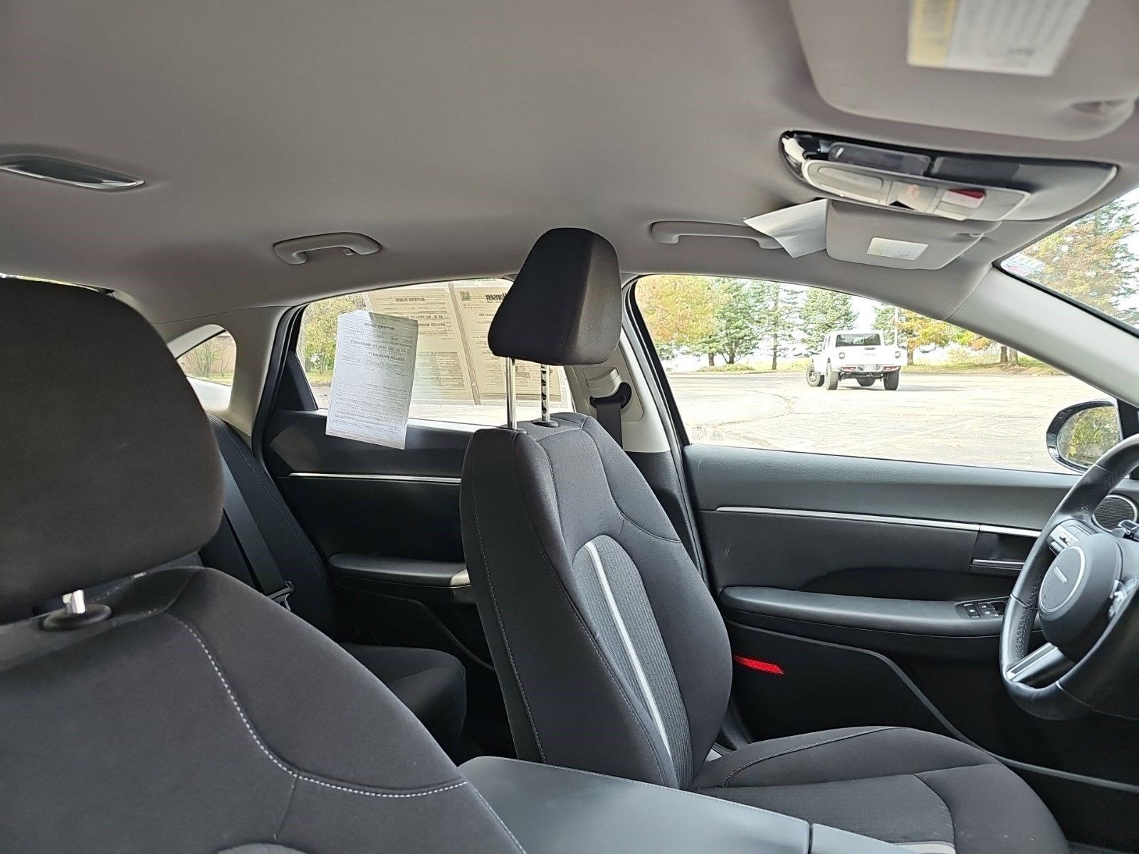 Used 2024 Carbon Blue Hyundai SEL image 11