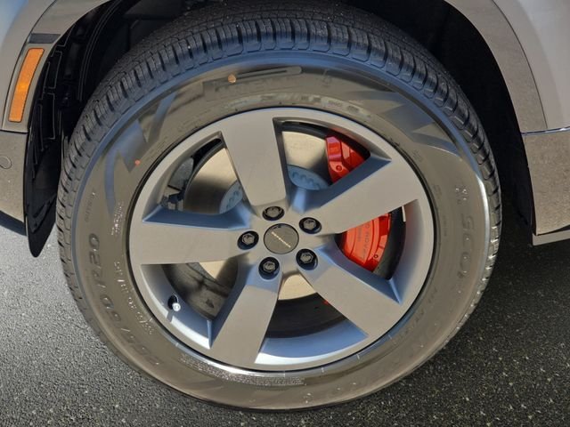 New 2026 Carpathian Grey Land Rover X image 22