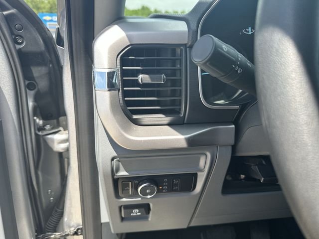 Used 2022 Silver Ford XLT image 20
