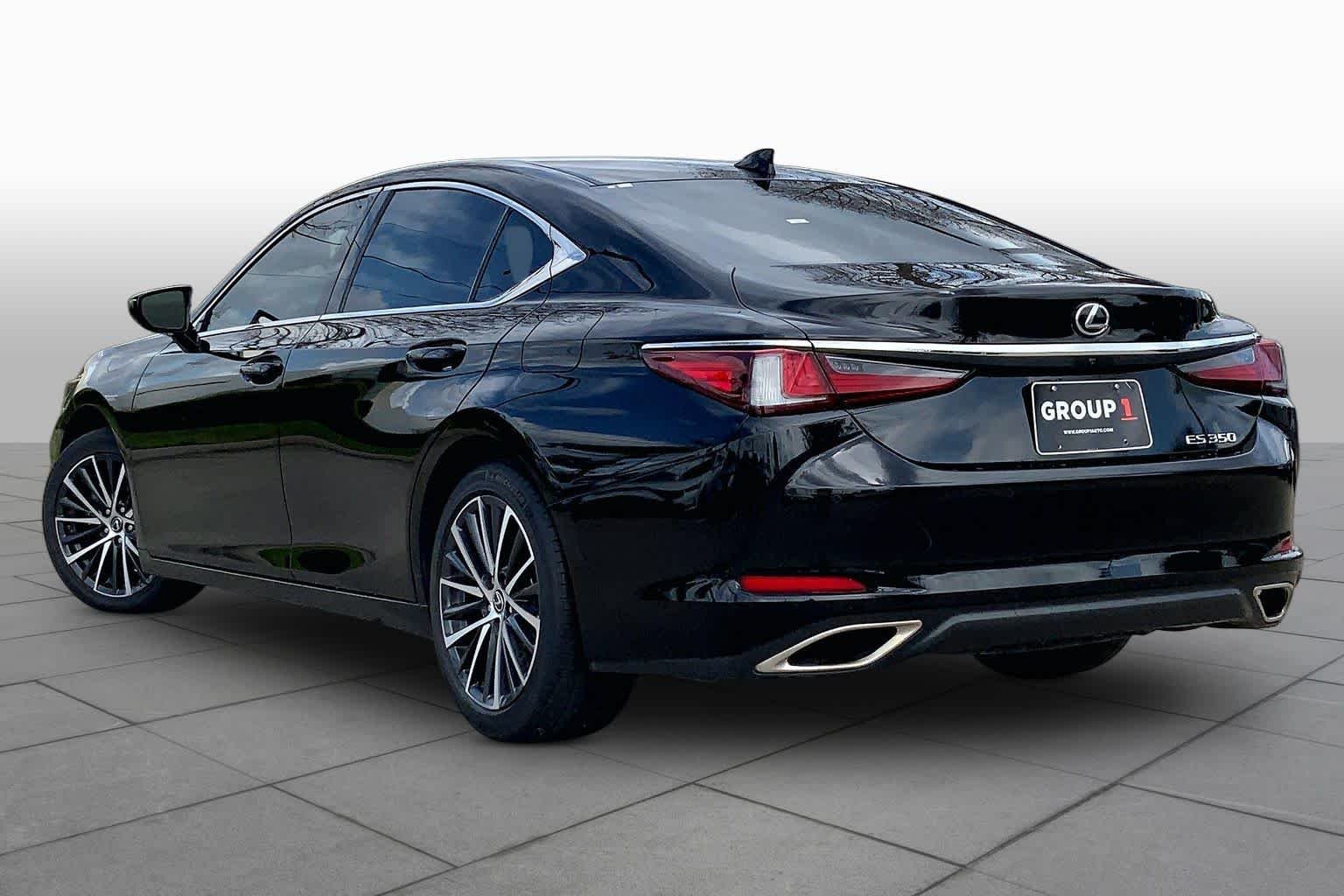 2024 Lexus ES 350 - Photo 20
