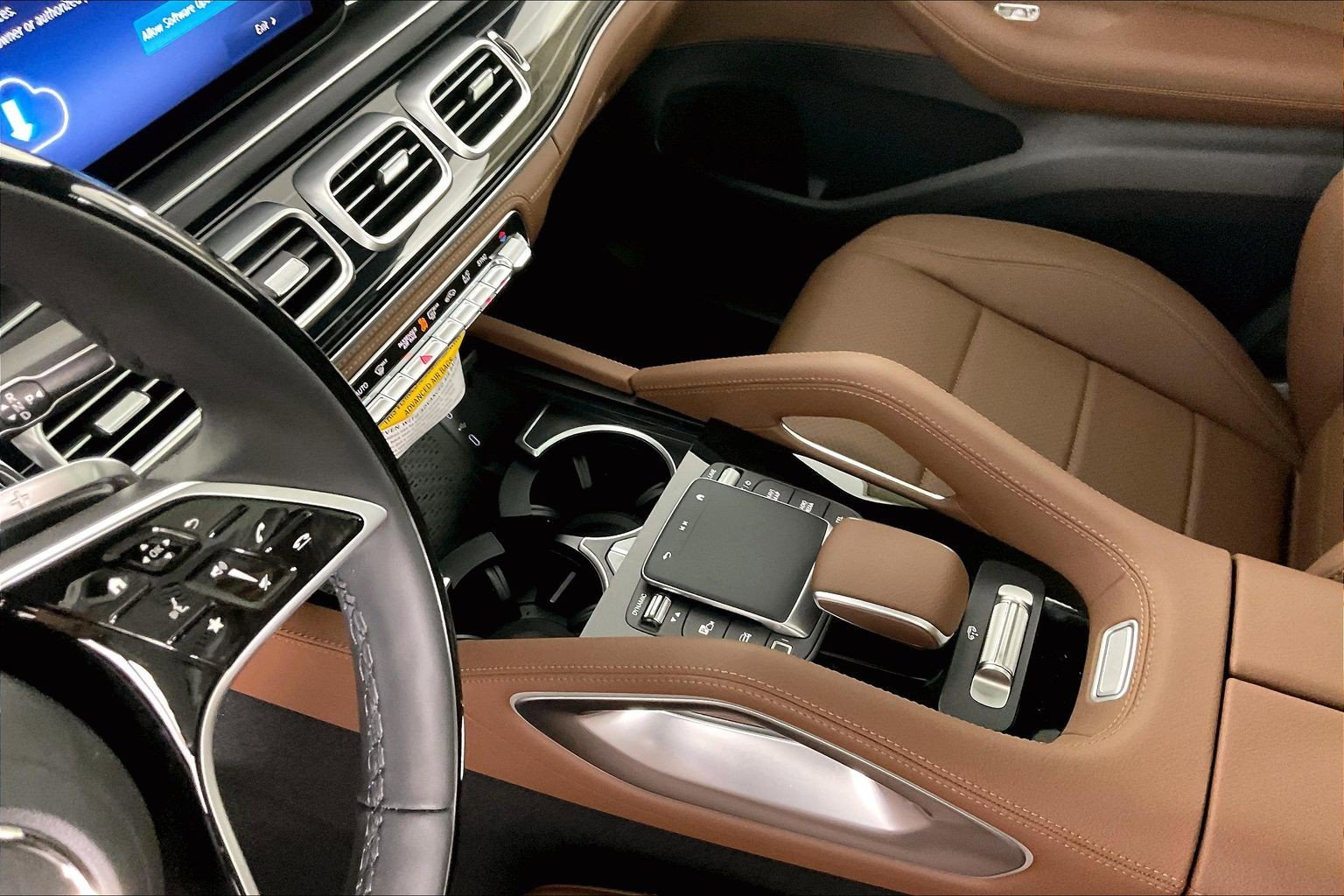 New 2026 Selenite Grey Metallic Mercedes-Benz GLS 450 image 22