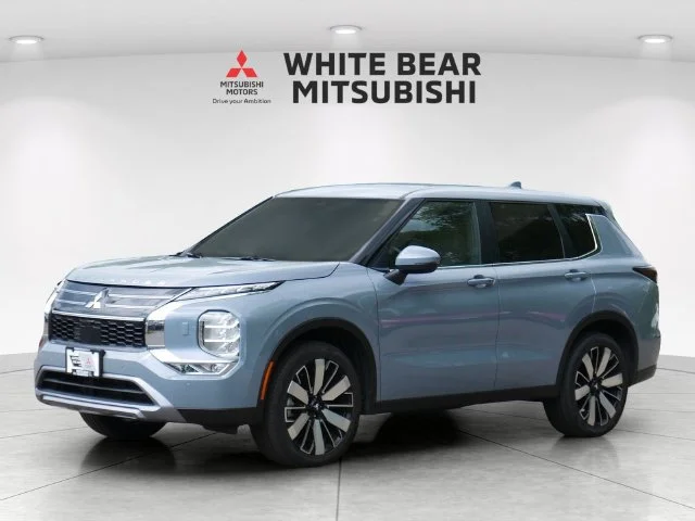 Certified 2026 Mitsubishi Outlander SE with VIN JA4J4VAB6TZ009639 for sale in White Bear Lake, Minnesota