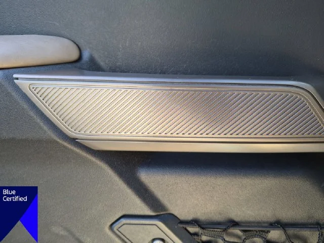 Used 2023 Gray Ford Wildtrak image 13