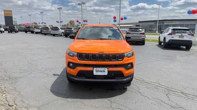 New 2026 Joose (DISC) Jeep Latitude image 2