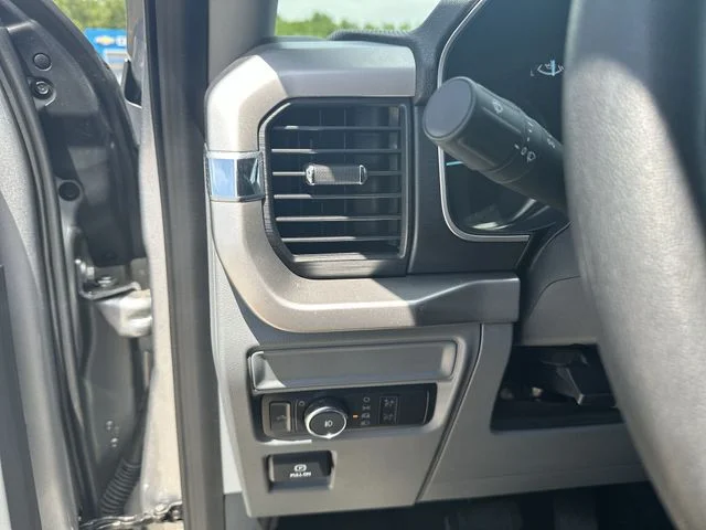 Used 2022 Silver Ford XLT image 20