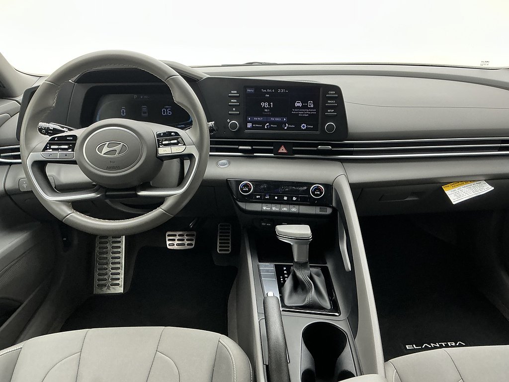 Used 2025 Ecotronic Gray Pearl Hyundai SEL Sport image 19