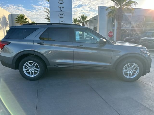 New 2026 Carbonized Gray Metallic Ford Active image 41