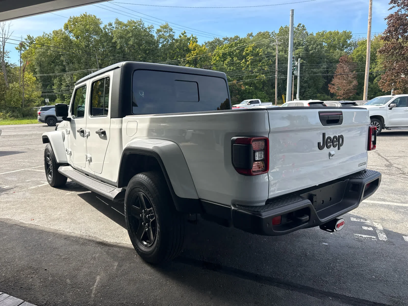 Used 2021 Bright White Clearcoat Jeep Sport S image 5