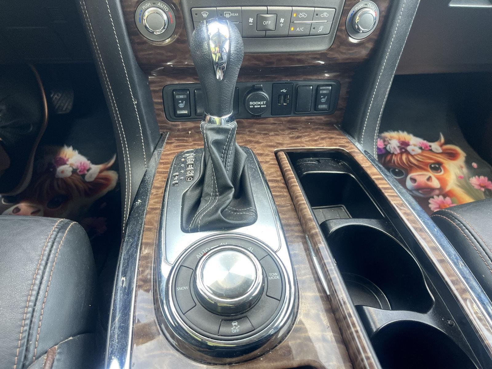 Used 2019 Super Black Nissan SL image 24