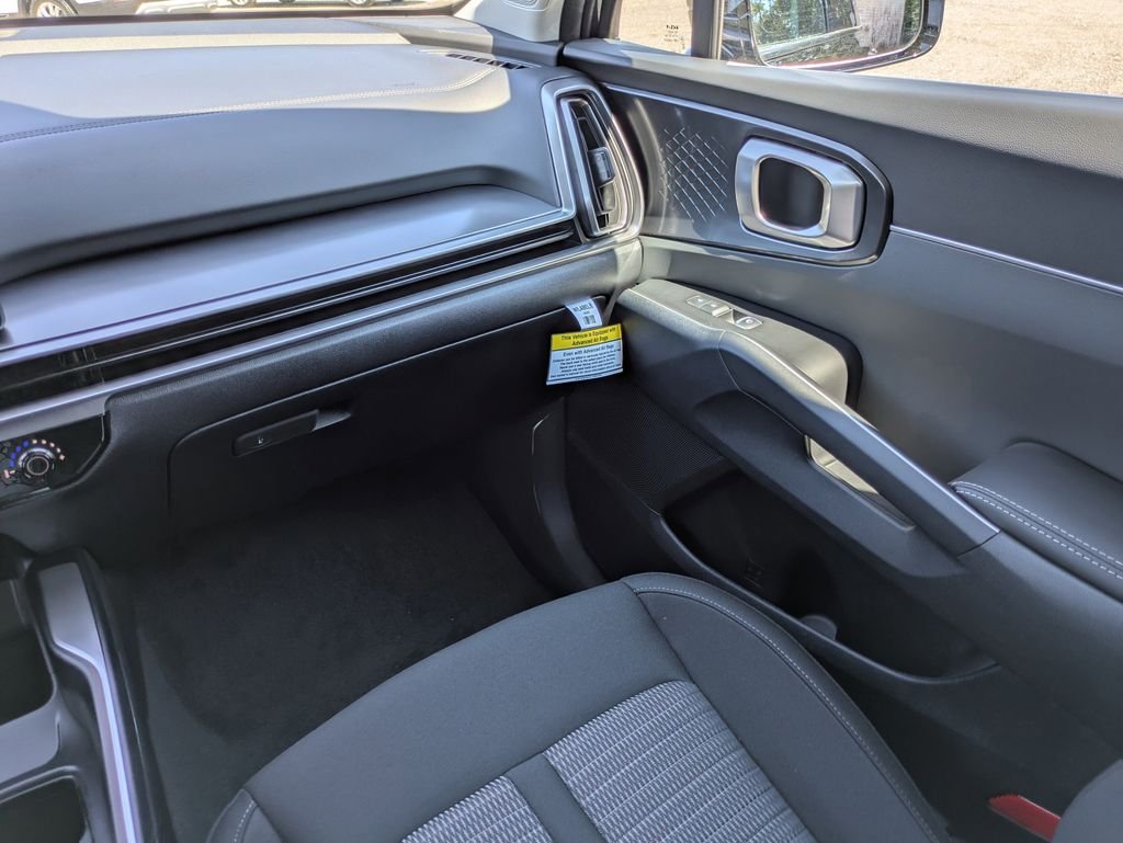 New 2026 Ebony Black Kia LX image 19