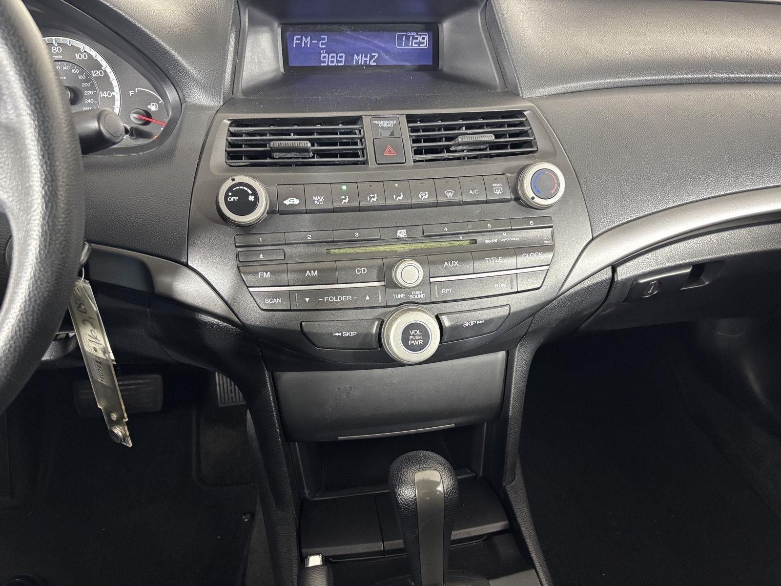 Used 2009 Polished Metal Metallic Honda LX image 22
