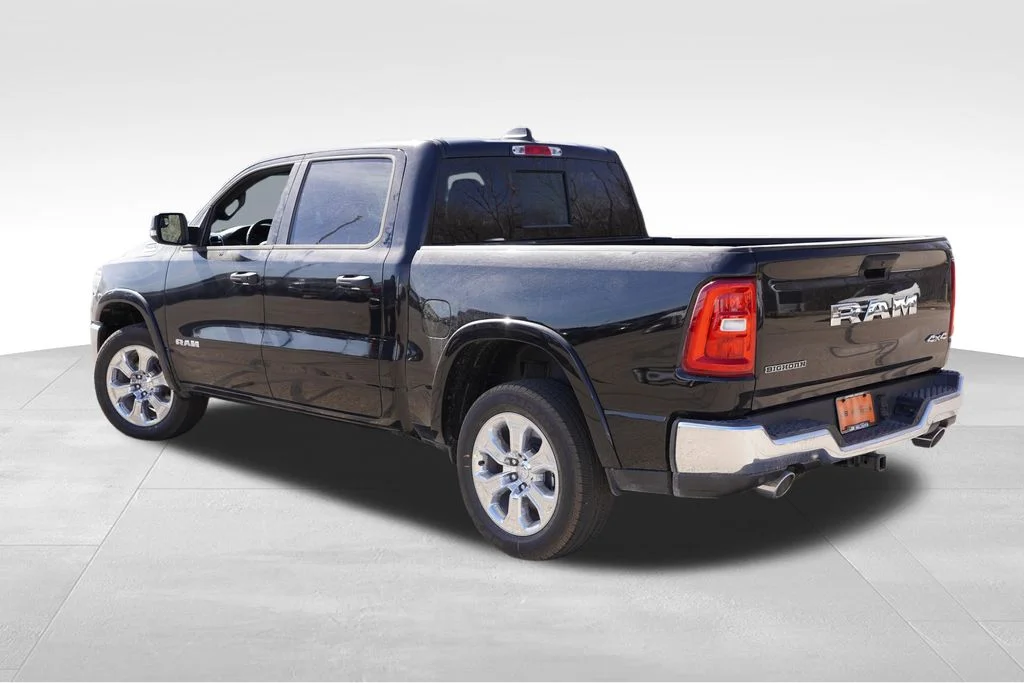 New 2026 Diamond Black Crystal Pearl-Coat Exterior Paint RAM Big Horn image 5