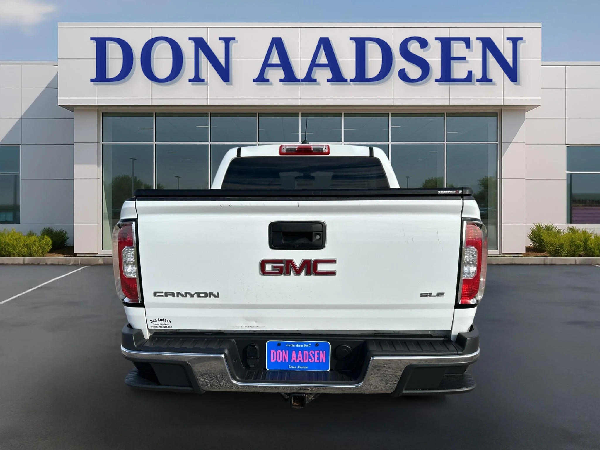 Certified Used 2017 Summit White GMC 4WD SLE image 7