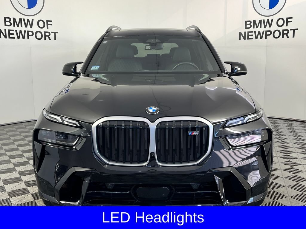Used 2025 Black BMW M60i image 7