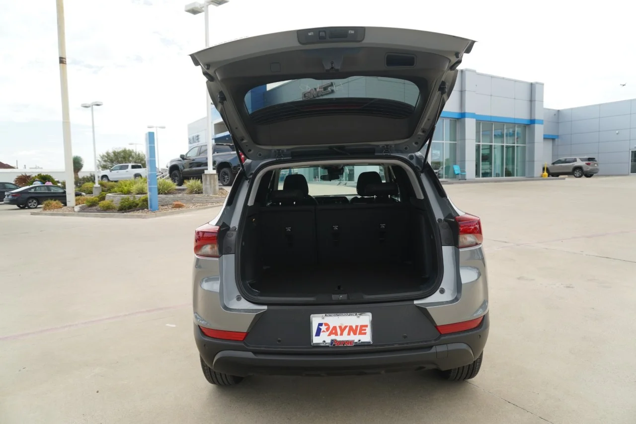 2026 Chevrolet Trailblazer LS - Photo 9