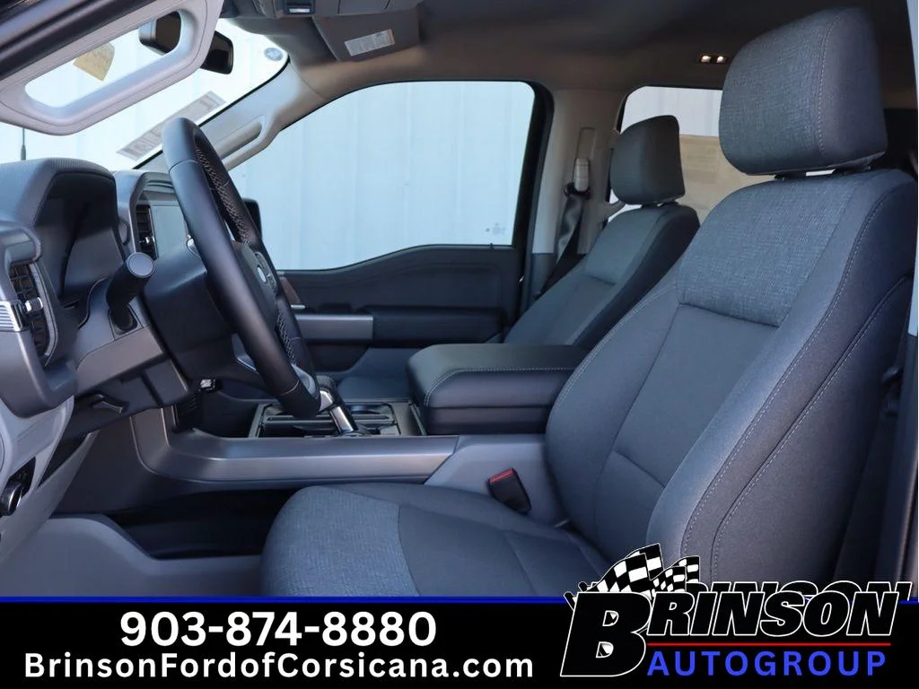 New 2025 Agate Black Metallic Ford XLT image 10