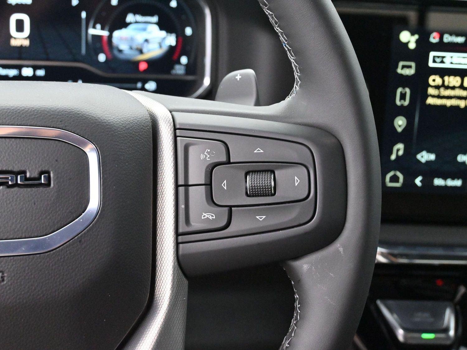 Used 2025 Onyx Black GMC Denali image 16