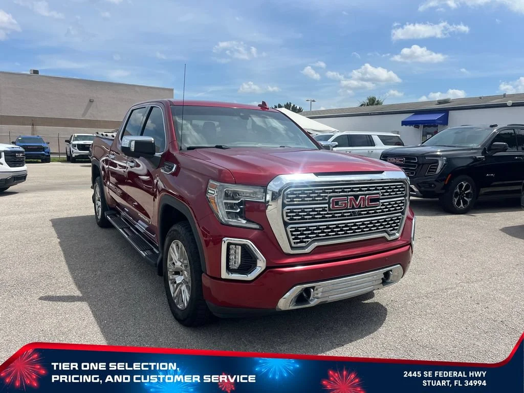 Used 2019 RED QUARTZ TINTCOAT GMC Denali image 3