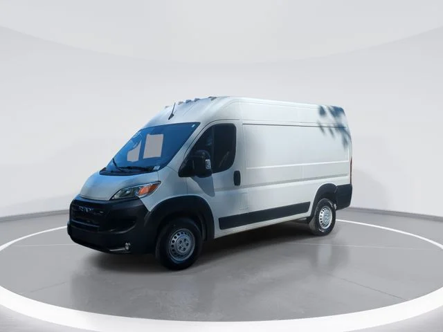 Used 2025 White Ram High Roof image 4