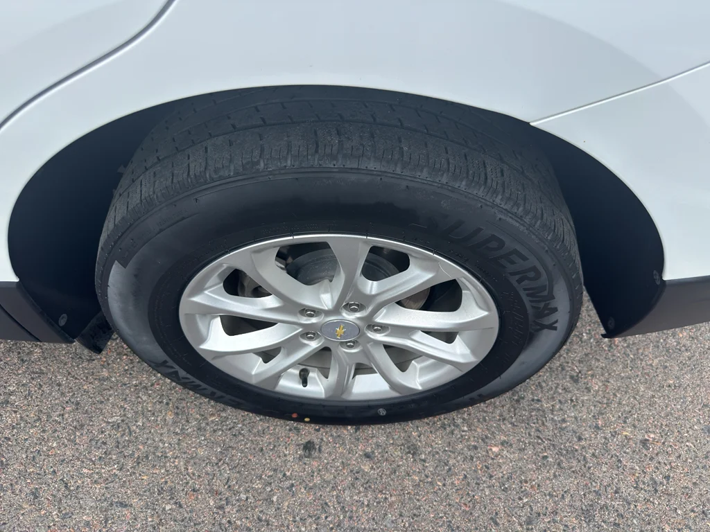 Used 2021 Summit White Chevrolet LT image 29