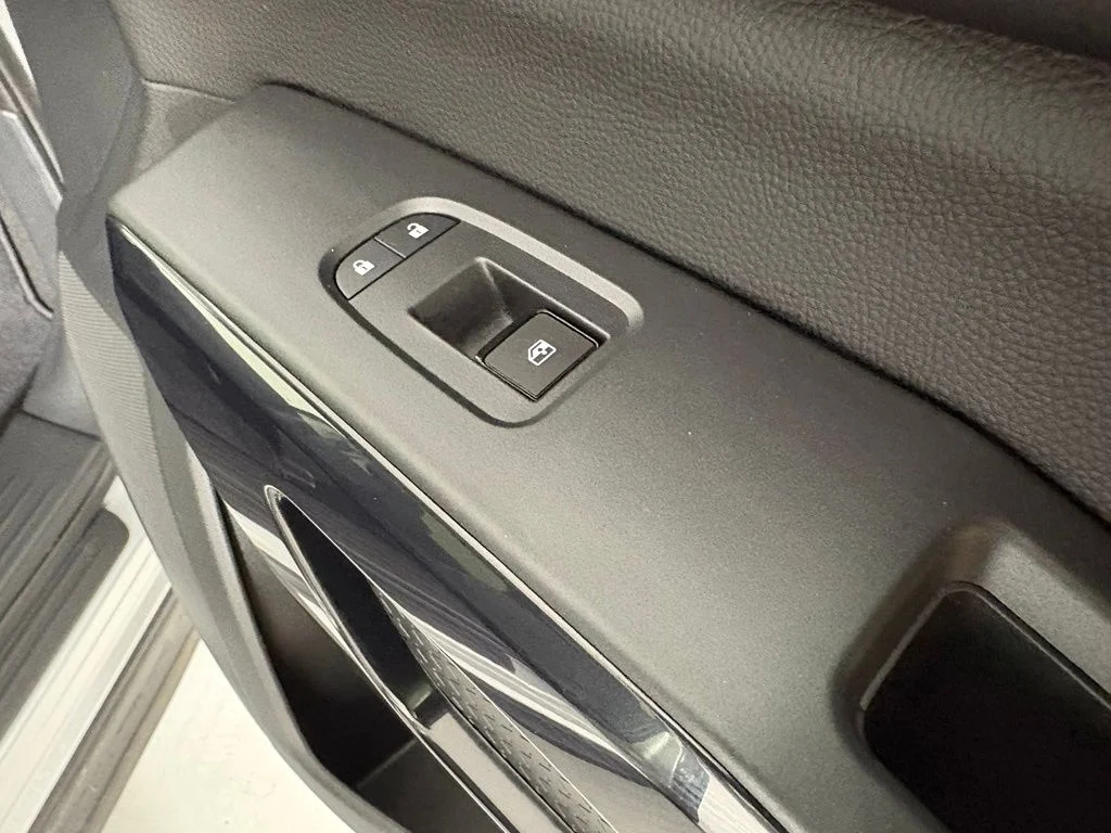 Used 2024 Silver Nissan SV image 13