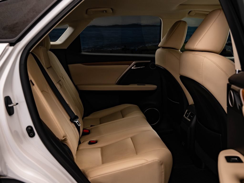Used 2021 Eminent White Pearl Lexus 350 image 44