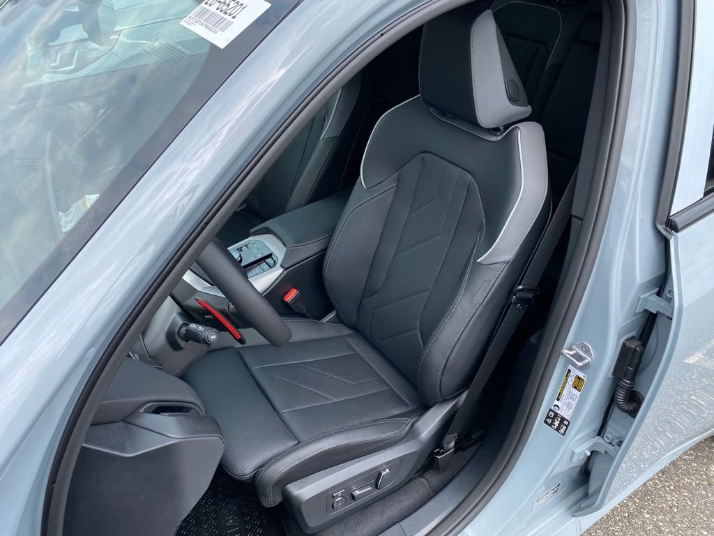 New 2026 Brooklyn Grey Metallic BMW M50 xDrive image 12