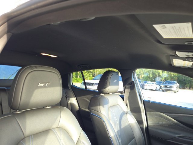 Used 2025 Summit White Buick Sport Touring image 13