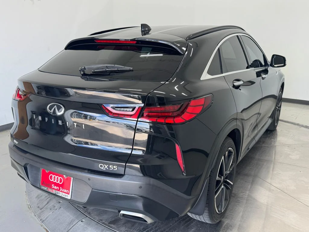 Certified Used 2022 Black INFINITI LUXE image 40