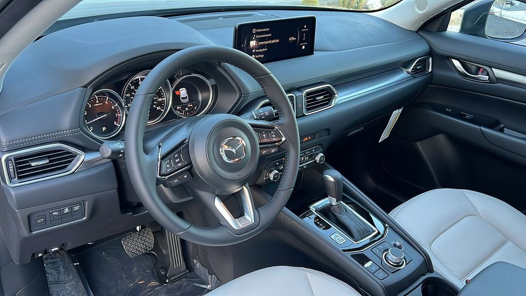 2025 Mazda CX-5 S Preferred package - Photo 9