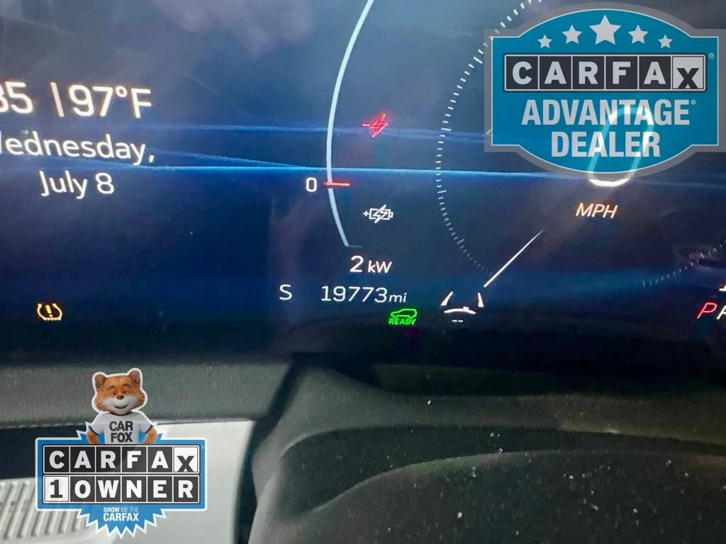 Used 2025 Argent Silver Metallic Cadillac Sport 1 image 5