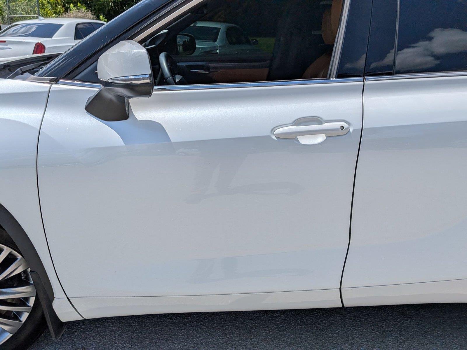 Used 2022 Wind Chill Pearl Toyota Platinum image 15