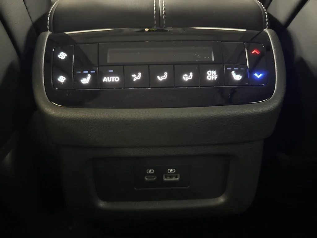 Certified Used 2026 Mineral INFINITI LUXE image 27