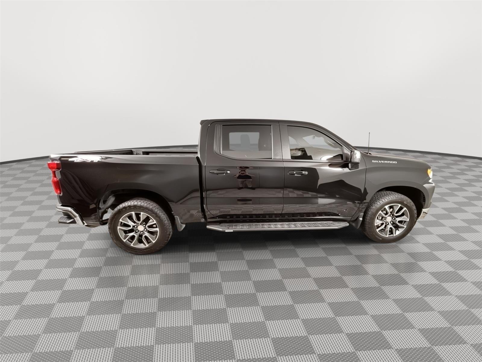 Used 2024 Black Chevrolet LT image 9