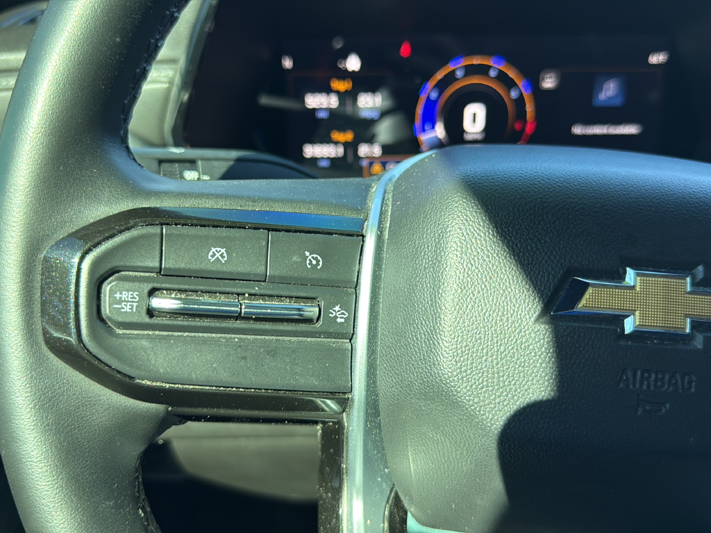 Used 2024 White Chevrolet LT image 12