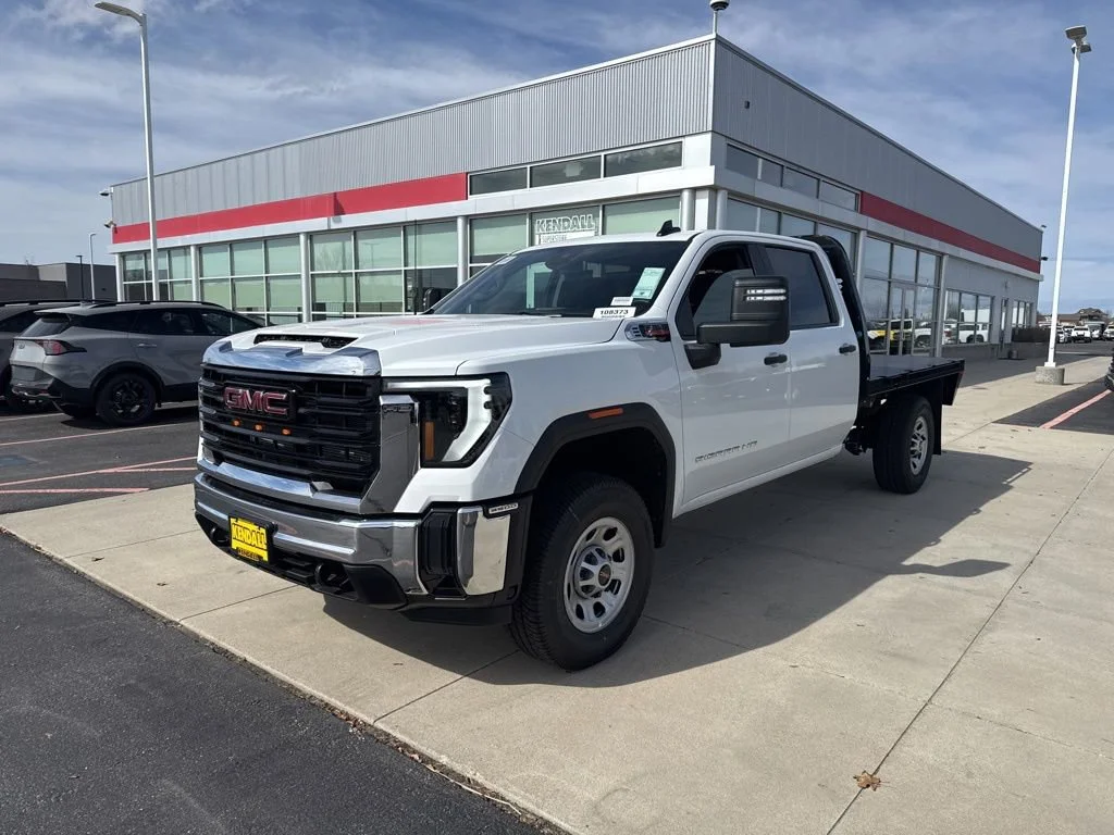 New 2026 Summit White GMC Pro image 2