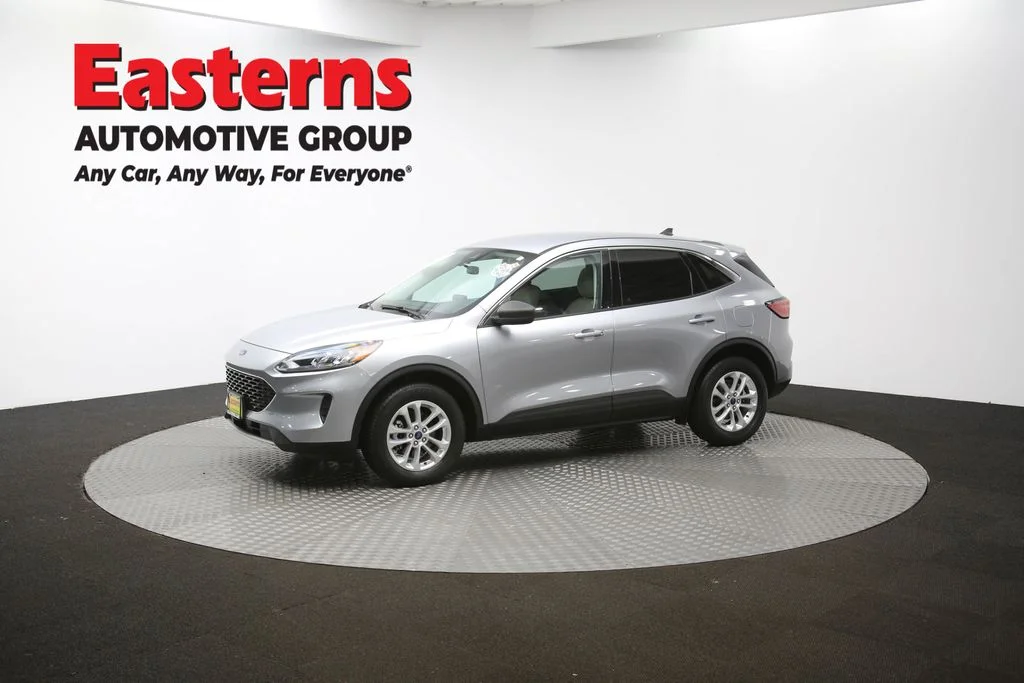 Used 2022 Silver Ford SE image 56