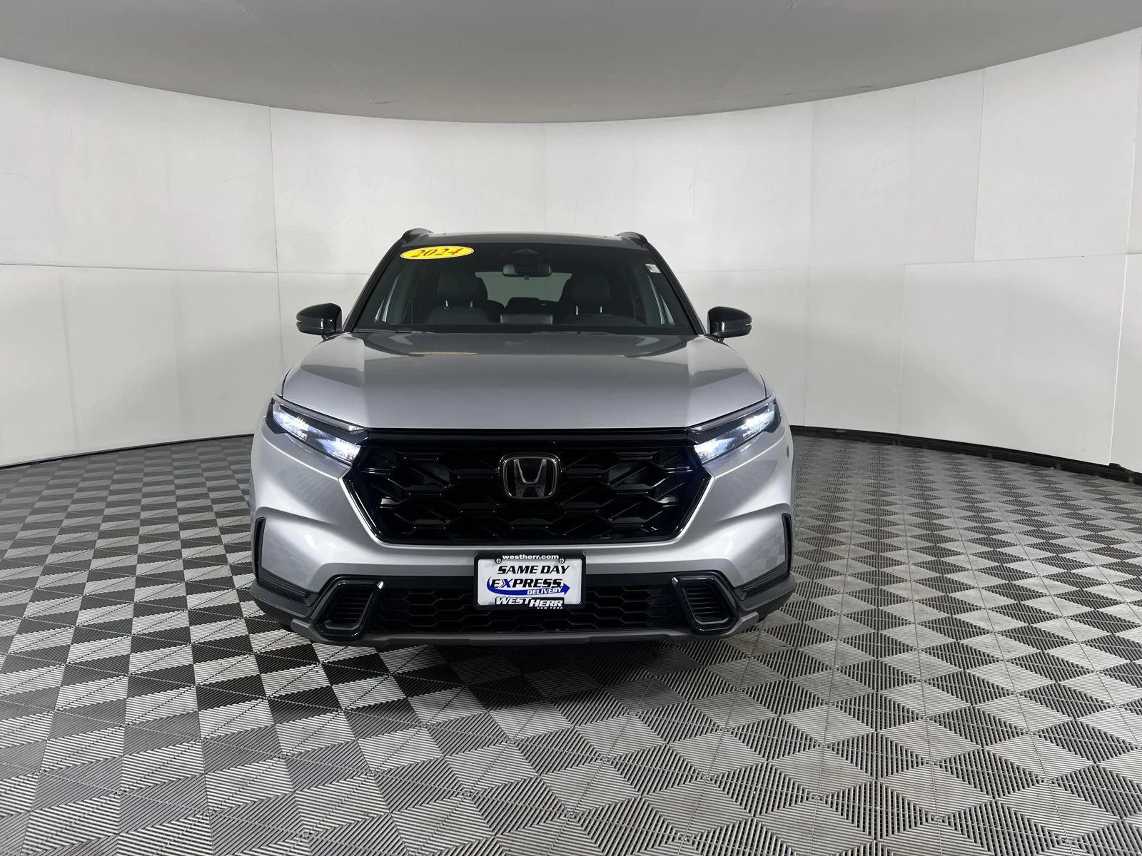Used 2024 Lunar Silver Metallic Honda Sport image 2