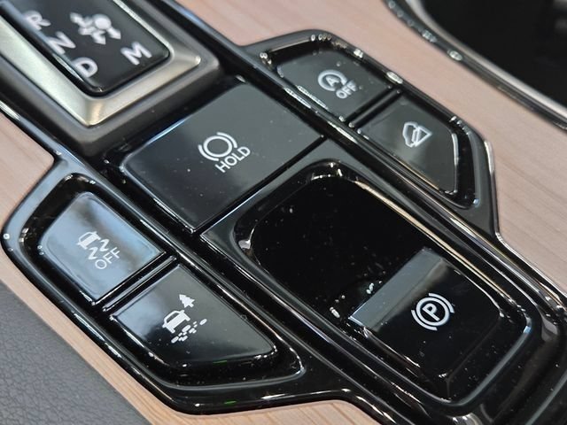 New 2026 Nori Green Pearl Lexus PREMIUM image 24