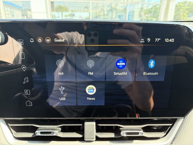 2026 Chevrolet Equinox LT - Photo 17