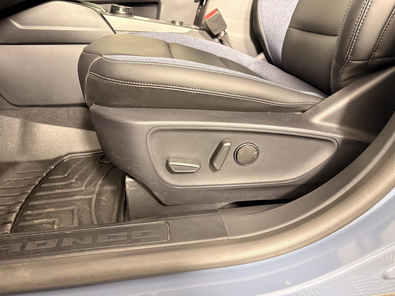 Used 2026 Azure Gray Metallic Ford Outer Banks image 14