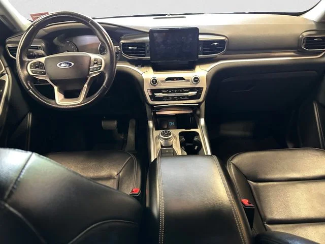 Used 2021 Gray Ford XLT image 11